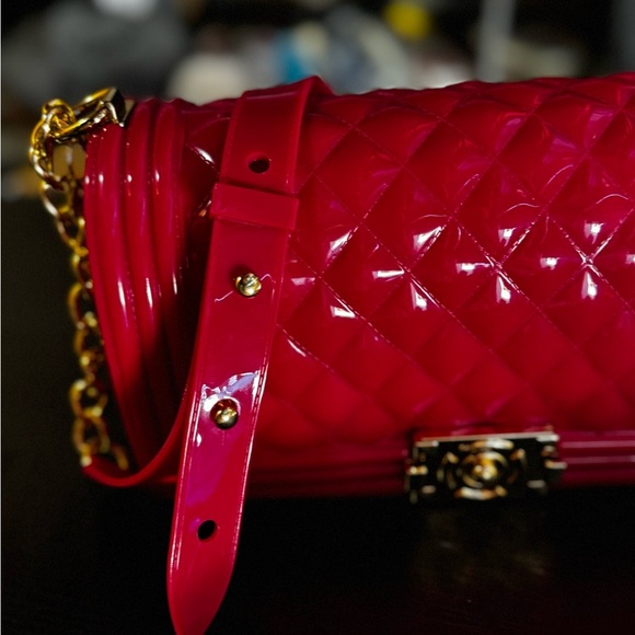 Women’s Fashion Quilted Jelly Crossbody Bag - Picture 2 of 10